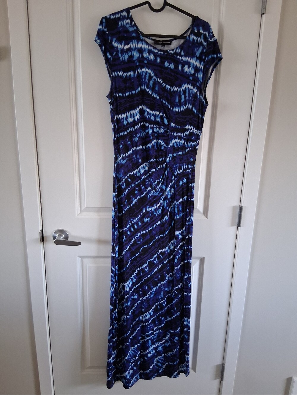 M.STUDIO Navy and Light Blue Patterned Maxi Dress
